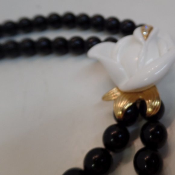 Kenneth J. Lane KJL for Avon Black Beaded Multi Strand Necklace Rose Bling 14" - Picture 12 of 16